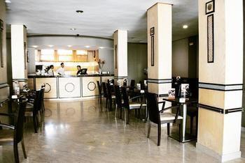 Résidence Hotelière Fleurie Hotel 3*